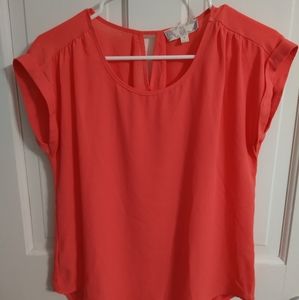 Coral top